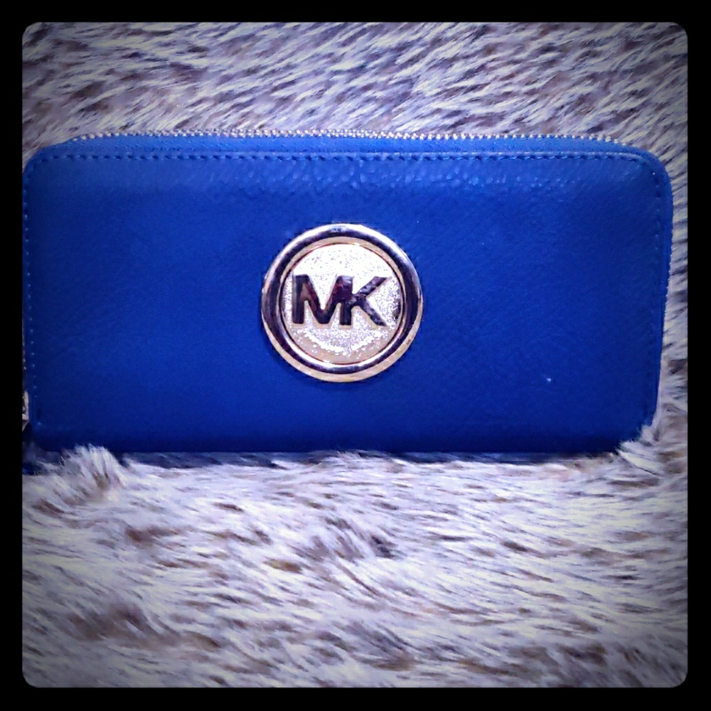 Blue wallet